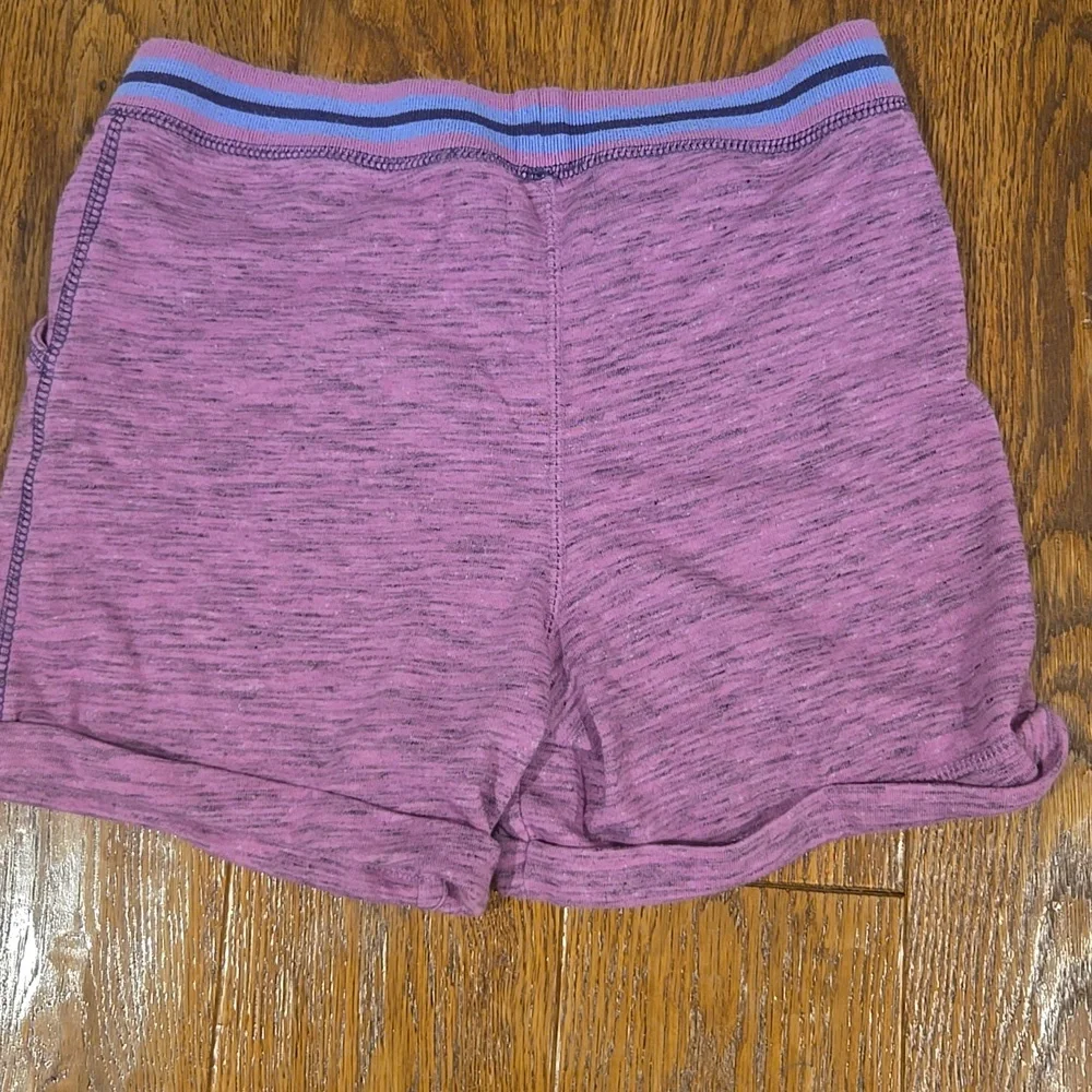 Roots kids size 12 shorts - Picture 2 of 5